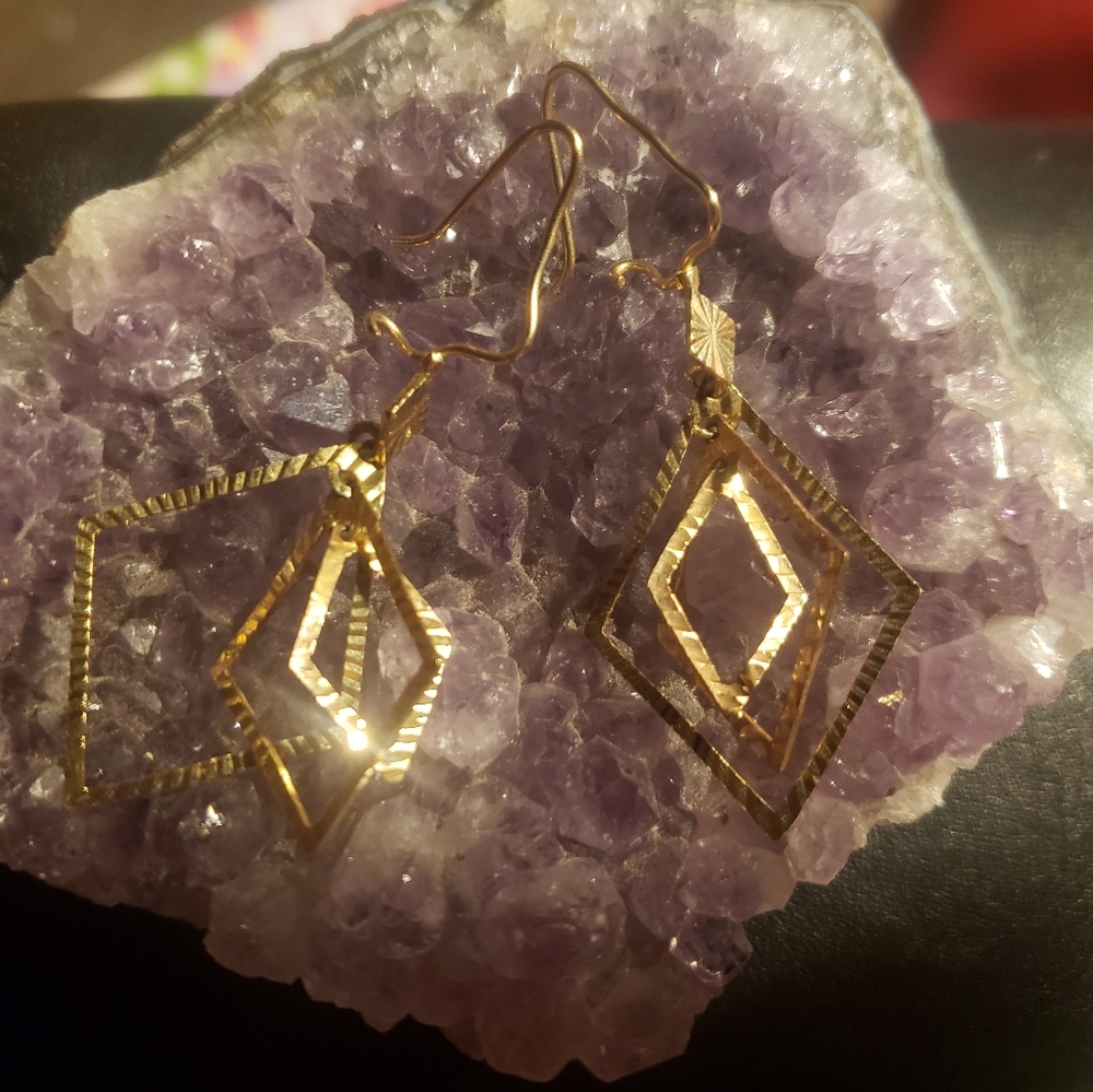 14kt gold earrings